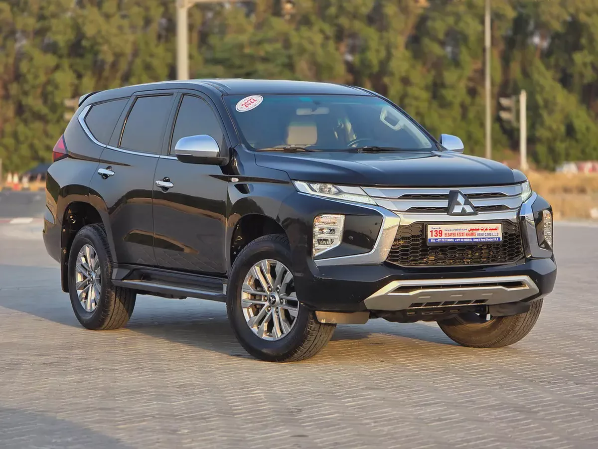 2022 Mitsubishi Montero Sport GLS Medium Line GCC Specs-4-4
