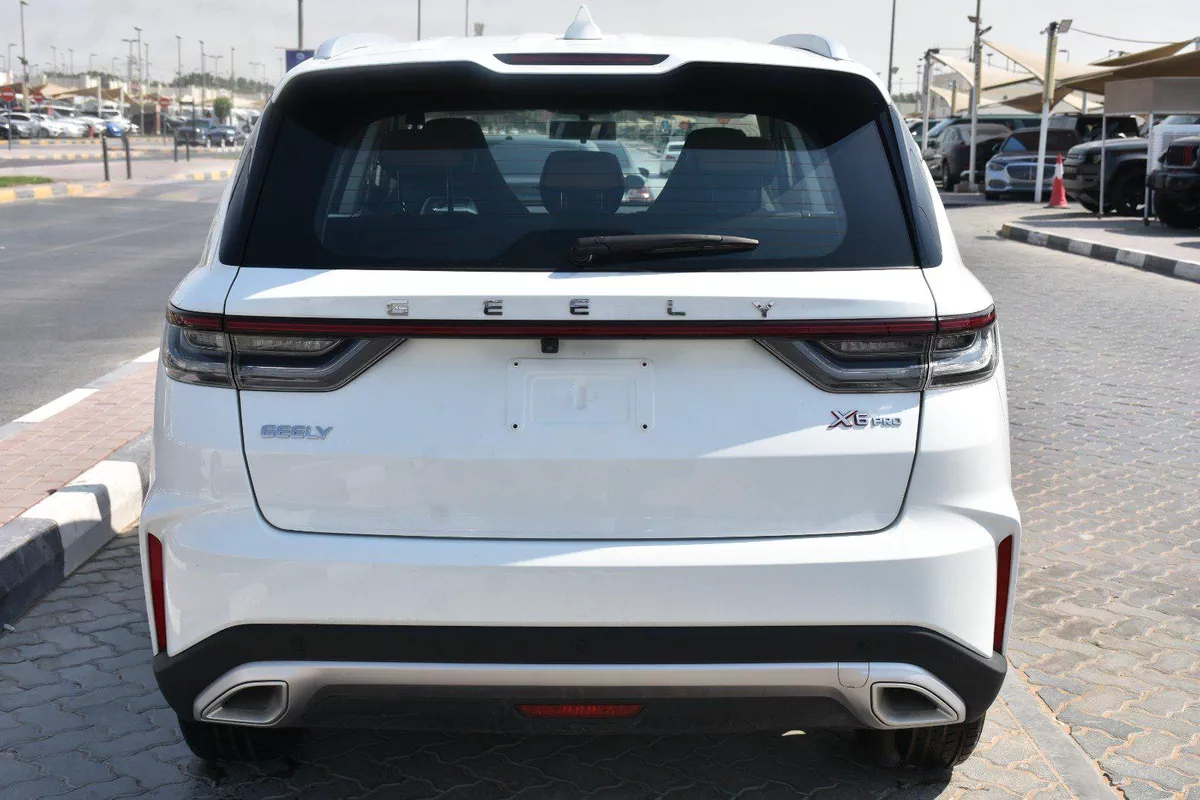 GEELY X6 PRO 2024 | WHITE-4-4
