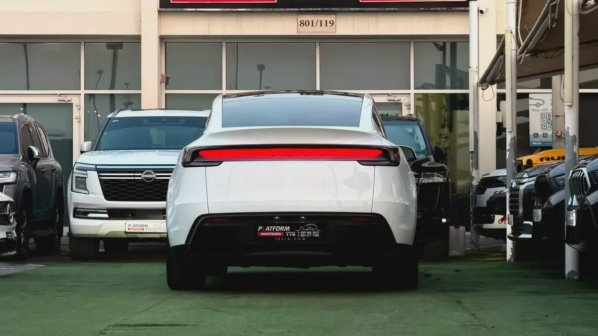 Tesla Model Y 2026 | GCC Specs | Under warranty-3-3