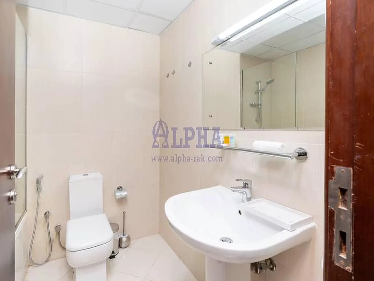FURNISHED | WITH AN OUTSTANDING COMMUNITY VIEW|-5-5