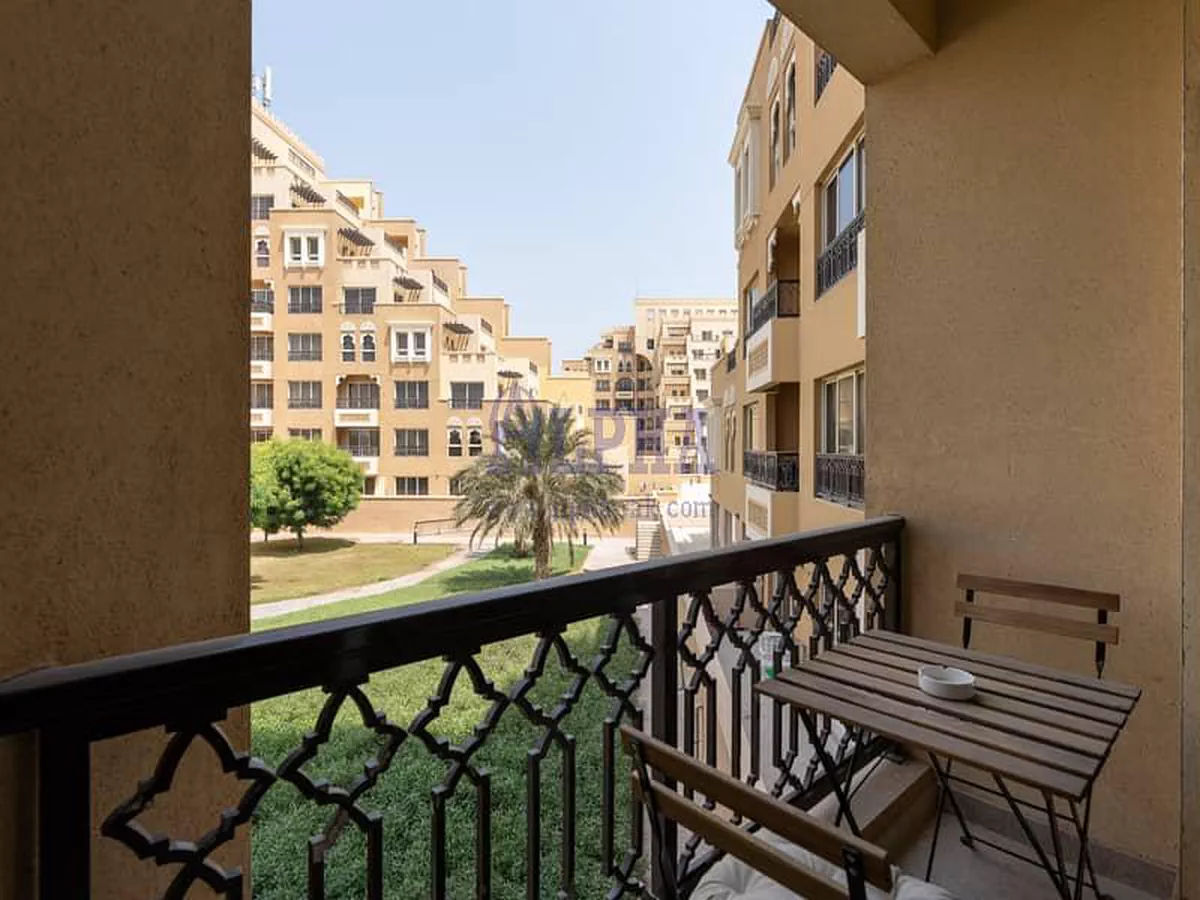 FURNISHED | WITH AN OUTSTANDING COMMUNITY VIEW|-7-7
