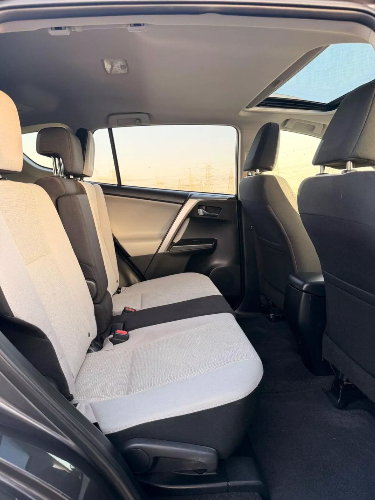 Toyota RAV4 EXR XLE Full option-15-0