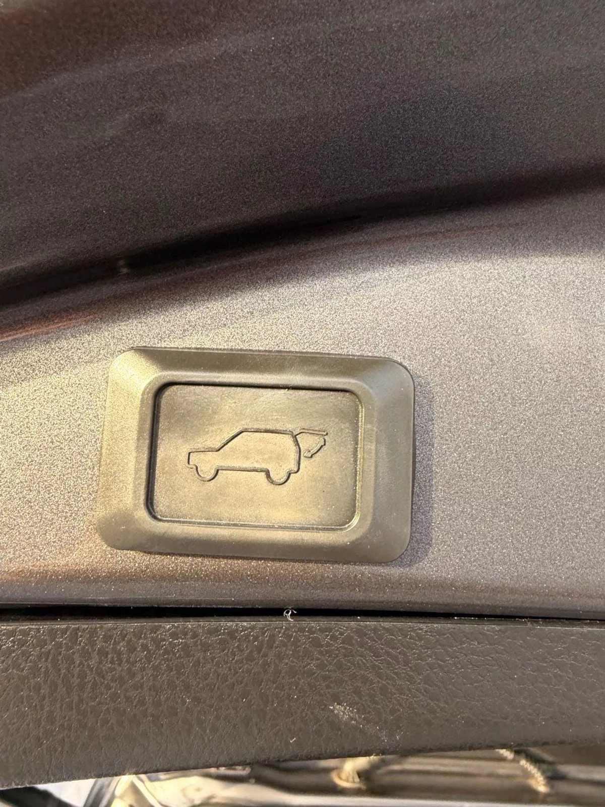 Toyota RAV4 EXR XLE Full option-18-0