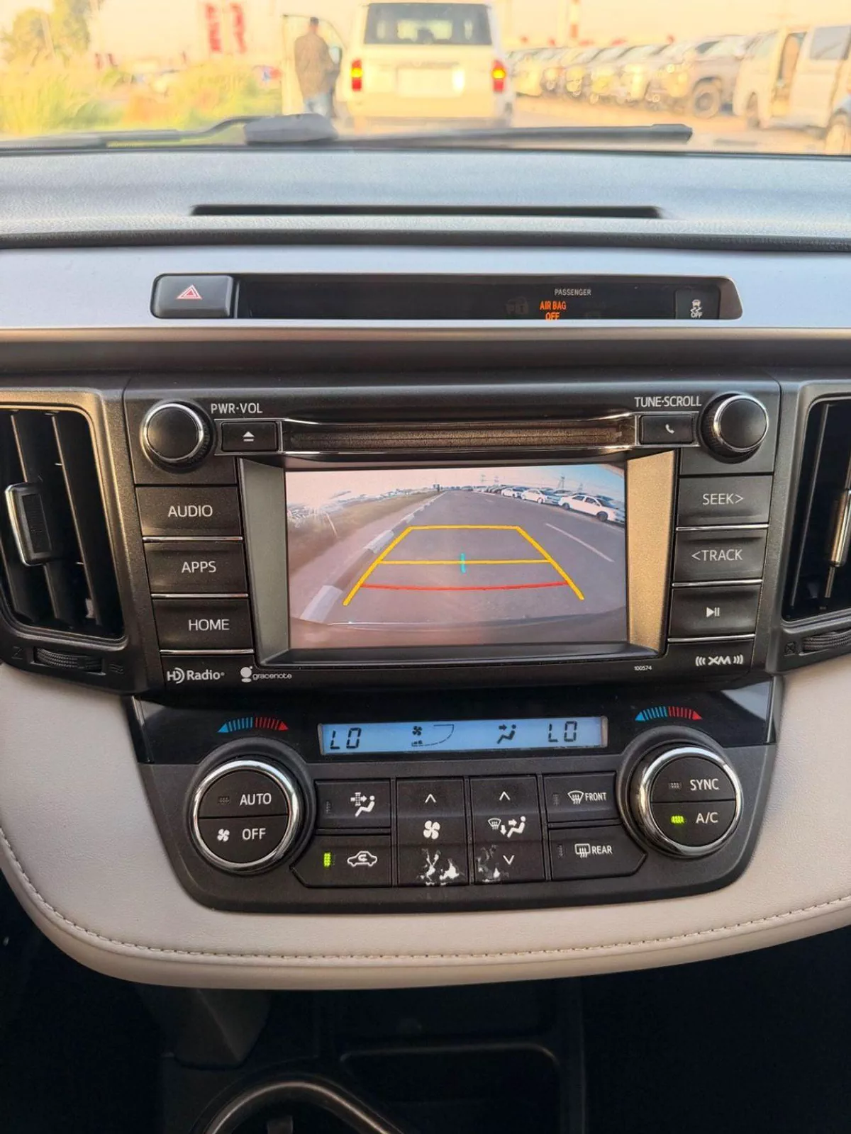 Toyota RAV4 EXR XLE Full option-8-0