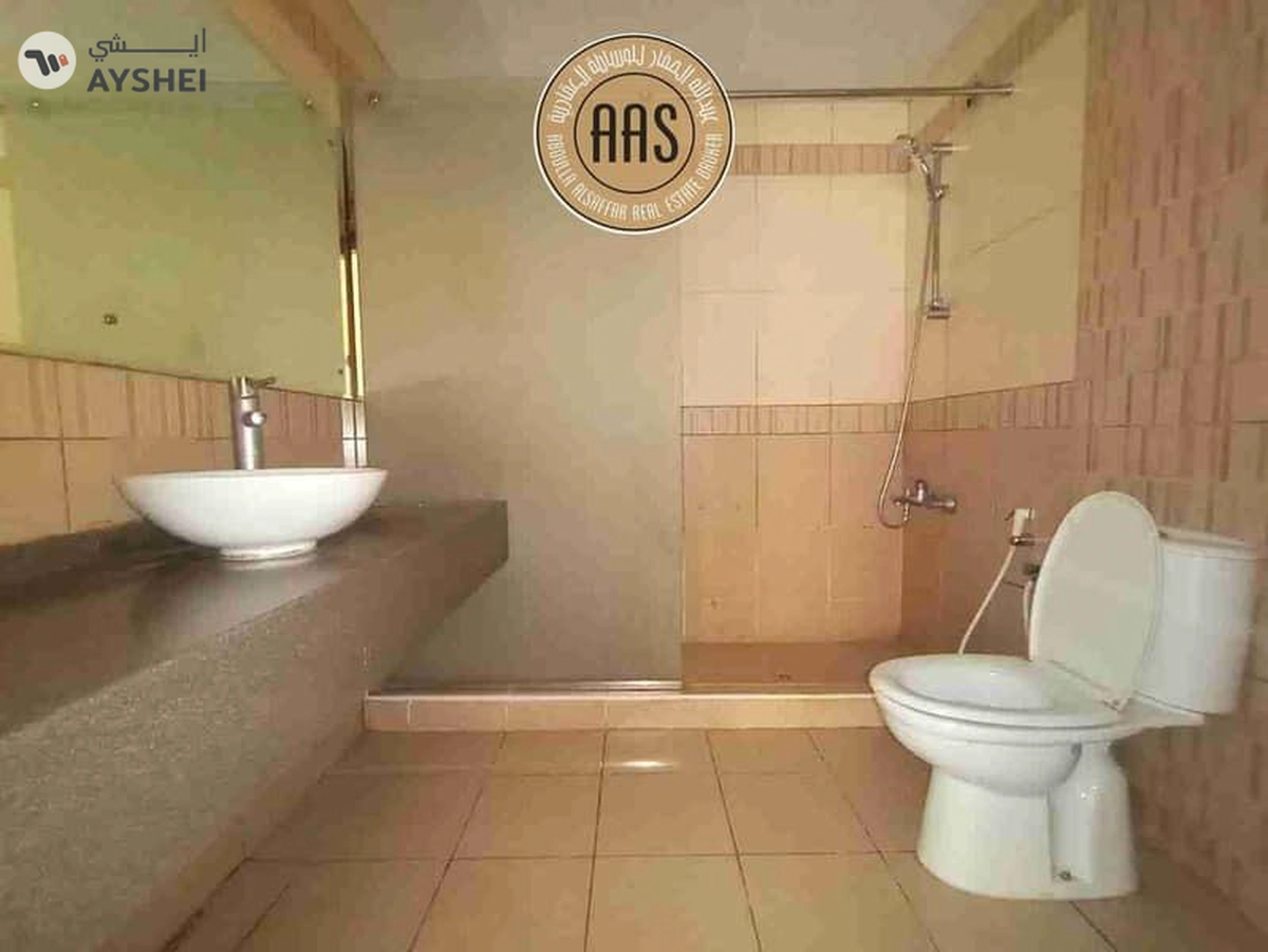 Spacious 1BR!! Ready to Move!! ALL Amenities Only Family-9-9