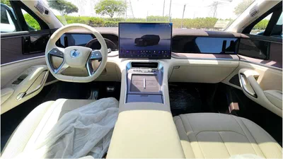 2025 Denza N9 Flag ship-Top of the range-Plug in hybrid-Excellent Condition-13