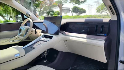 2025 Denza N9 Flag ship-Top of the range-Plug in hybrid-Excellent Condition-10