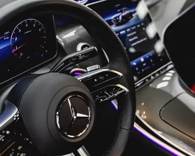 MERCEDES GLC200 SUV - 2025 - AMG KIT - GCC - GARGASH WARRANTY AND SERVICE CONTRACT-10