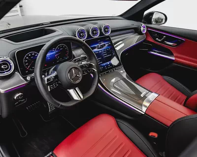 MERCEDES GLC200 SUV - 2025 - AMG KIT - GCC - GARGASH WARRANTY AND SERVICE CONTRACT-7