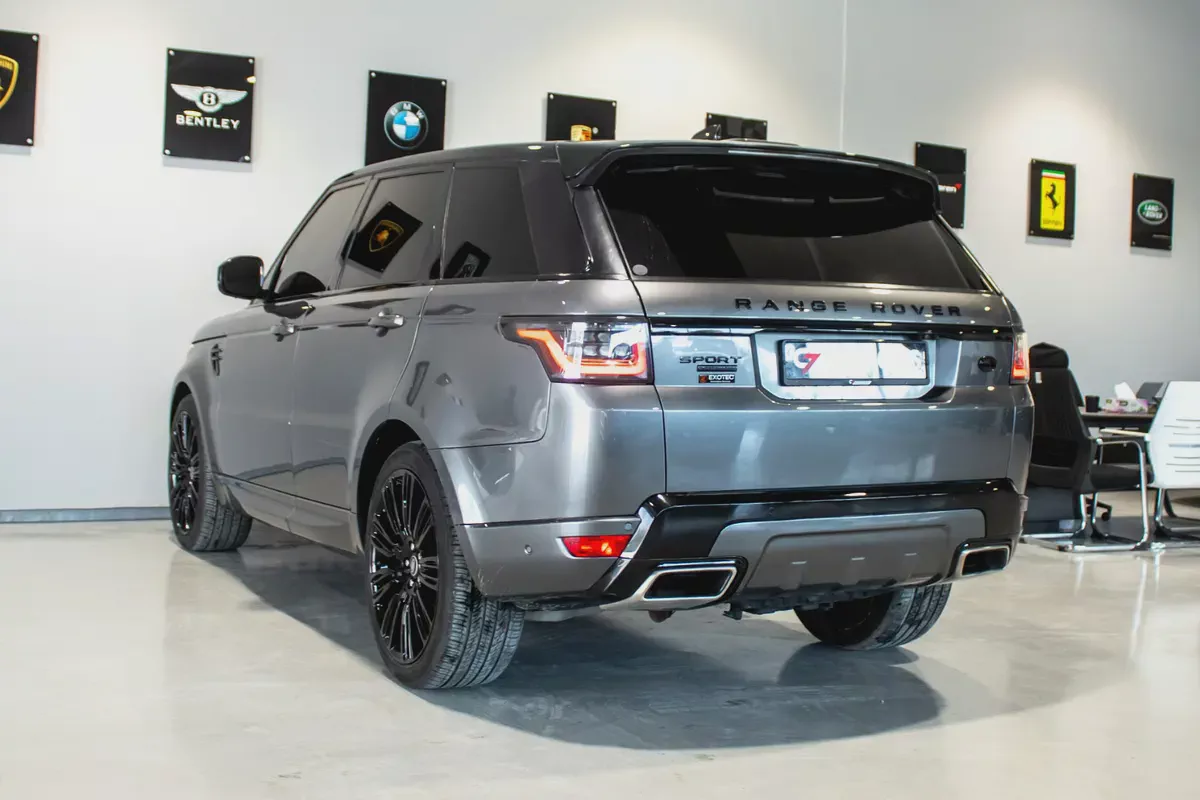 Rover Range Sport SV 2018 – High Performance – Excellent Condition - Monthly: AED 2,900-5-5