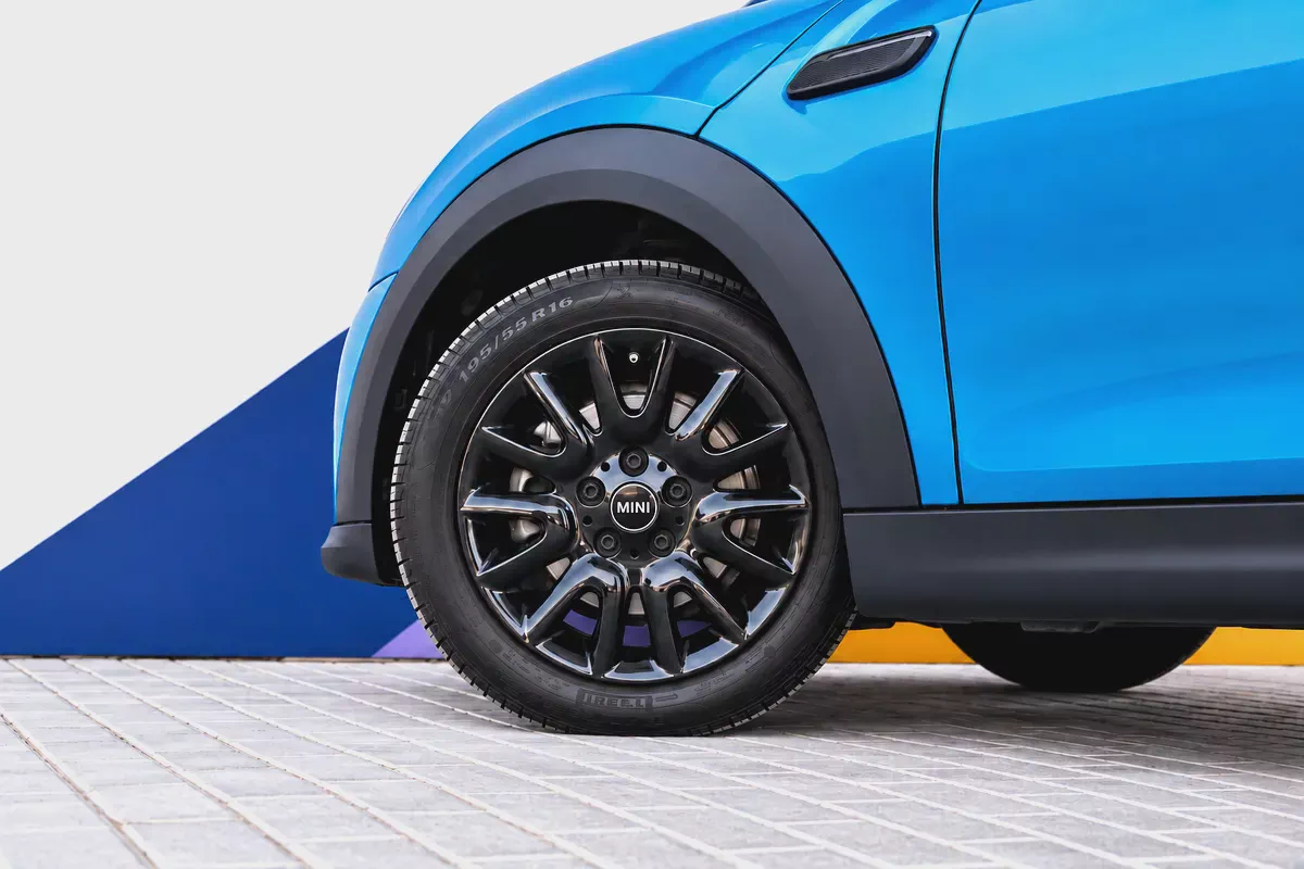 2024 Mini Cooper Standard l AED 1,088 Monthly l 3 Months Warranty | Free Courtesy Car Included-6-6
