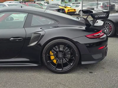 Porsche 911 GT2 RS 2019 - Japanese Specs - Pristine Condition-2