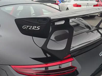 Porsche 911 GT2 RS 2019 - Japanese Specs - Pristine Condition-5