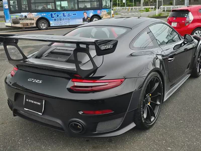 Porsche 911 GT2 RS 2019 - Japanese Specs - Pristine Condition-8
