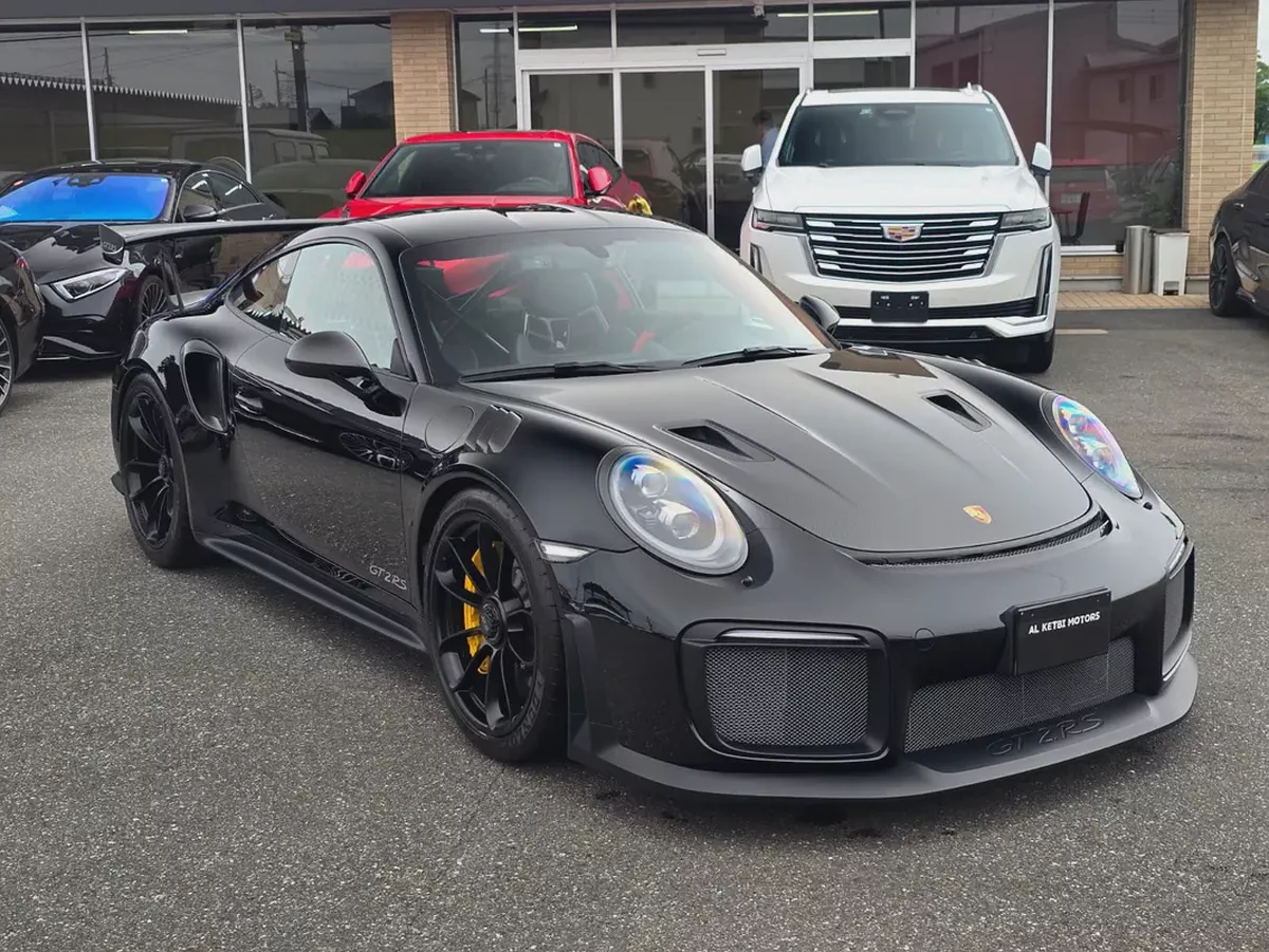 Porsche 911 GT2 RS 2019 - Japanese Specs - Pristine Condition