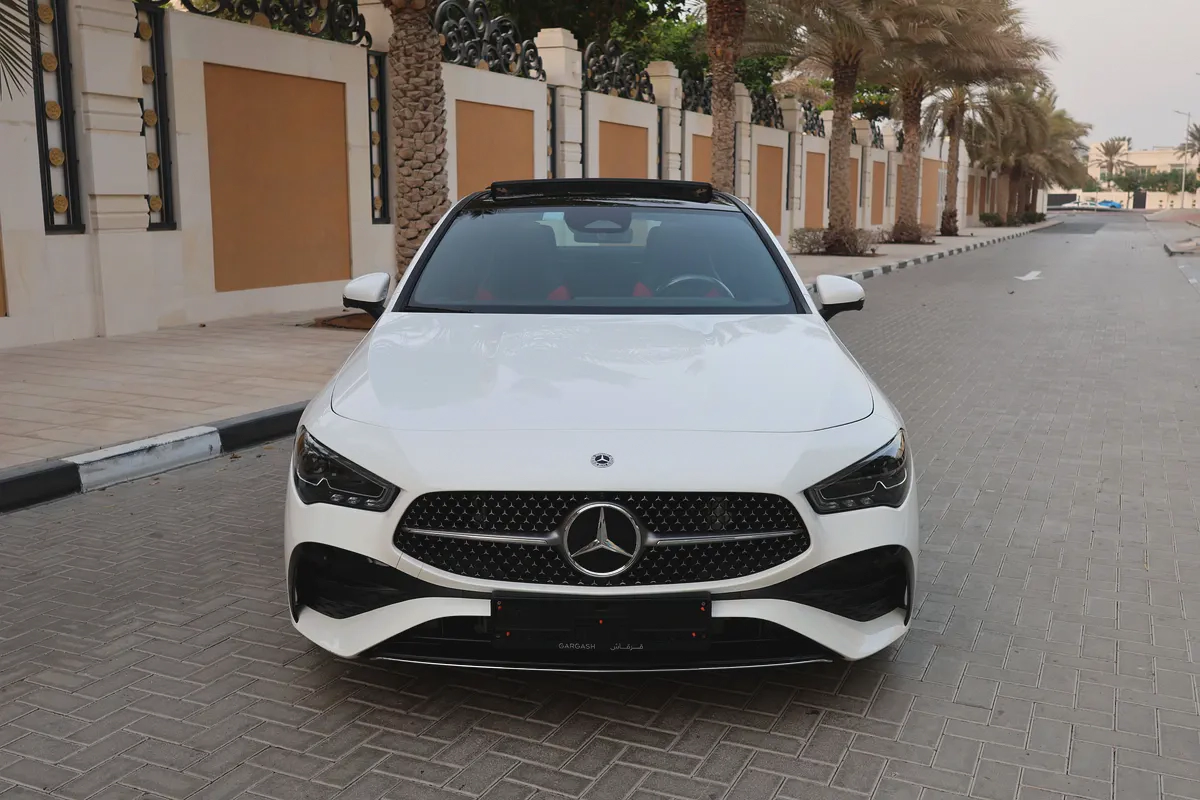 Mercedes-benz CLA250-2025-4Matic-2500KM-Under Warranty AND Service -GCC Specs-4-4