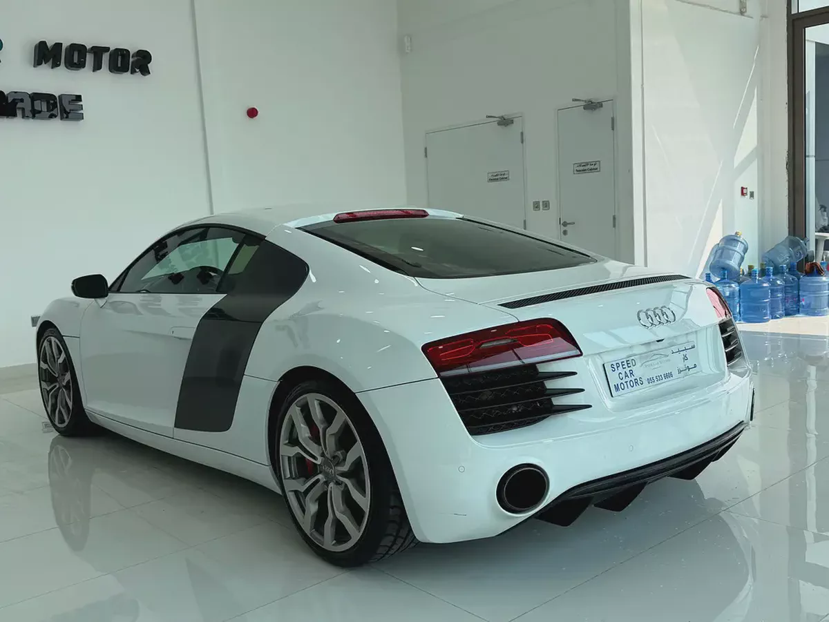 Audi R8 GT 2014 GCC Specs-10-10