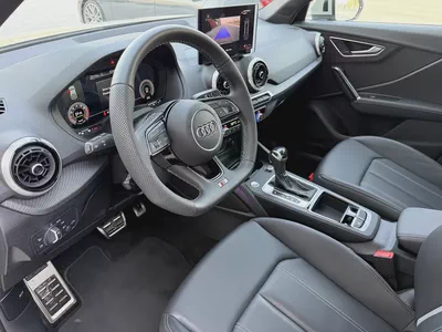2025 Audi Q2-8