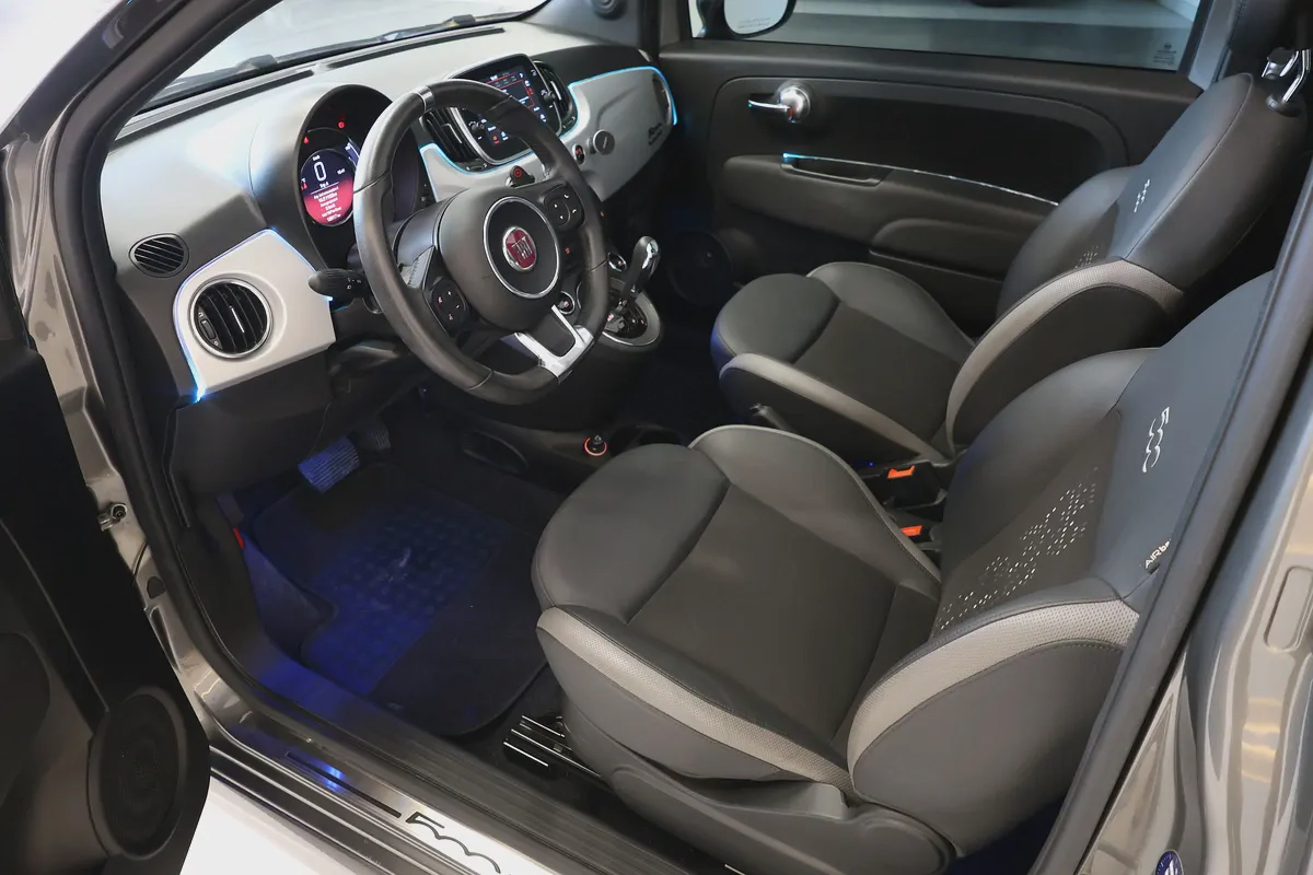 FIAT 500 CONVERTIBLE - GCC SPECS - ACCIDENT FREE - UNDER WARRANTY - EXCELENT CONDITION --11-11