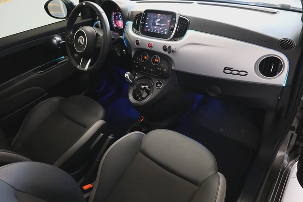 FIAT 500 CONVERTIBLE - GCC SPECS - ACCIDENT FREE - UNDER WARRANTY - EXCELENT CONDITION -