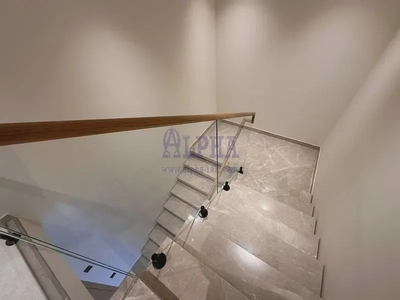 Cozy Loft Apartment| Spacious|Beach View-1