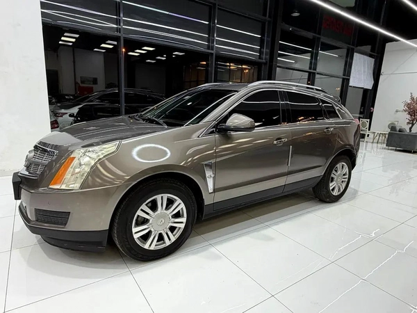 GCC Cadillac SRX Luxury 2011 - Well Maintained