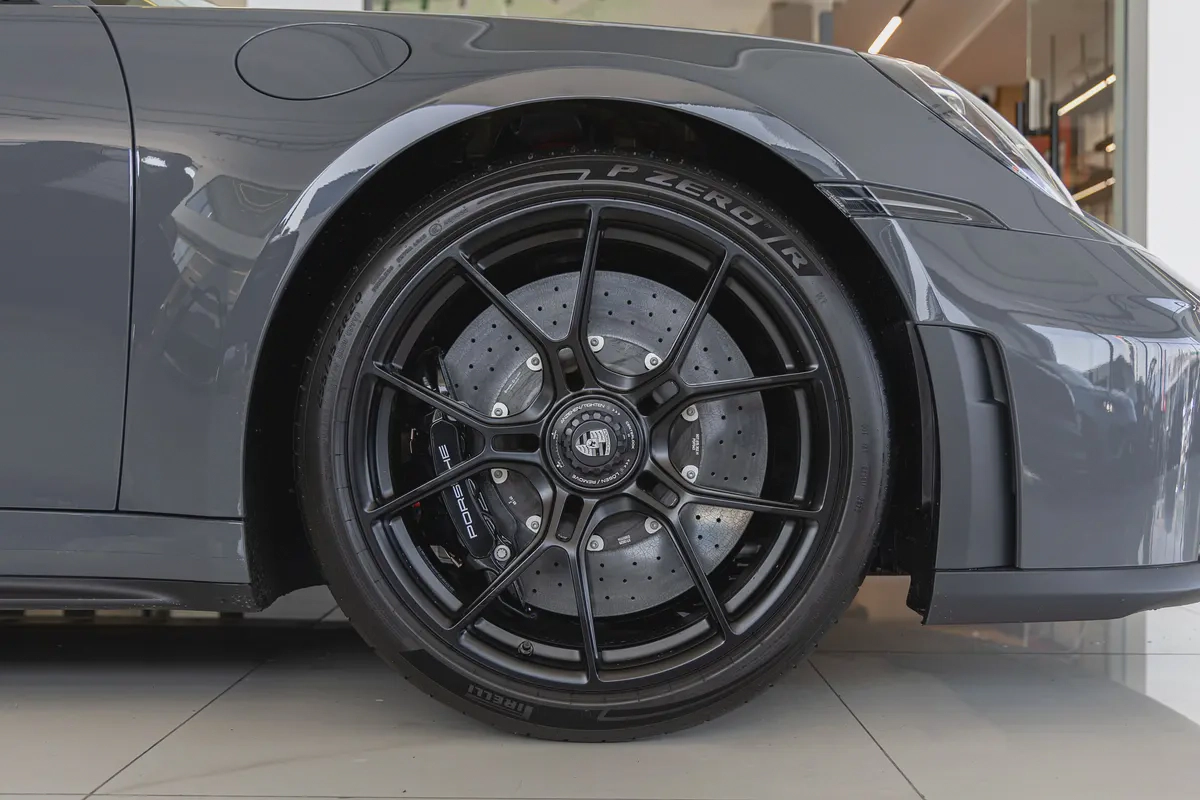 PORSCHE 911 GT3 TOURING | PCCB Ceramic Brakes | DEALER WARRANTY AVAILABLE | HIGH SPEC | 2026-7-7