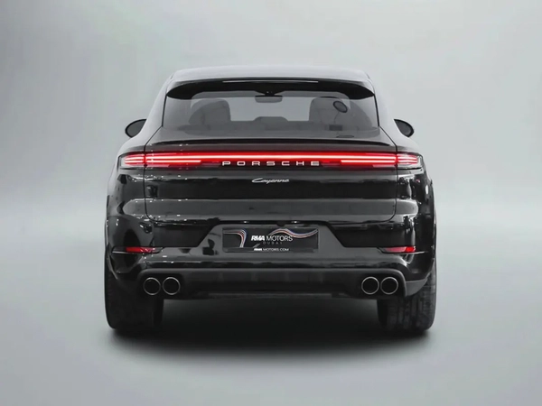 8,062 AED / 60 months | 0% DP | 2024 Porsche Cayenne / Porsche Warranty