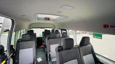 Toyota Hiace HIACE 2.8 AUTOMATIC DIESEL-10