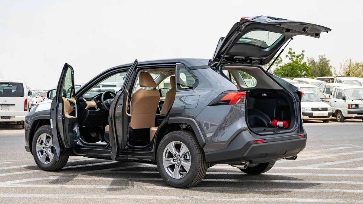 Toyota RAV4 EX 2.0P AT 4X2 MY2024 – GREY BASIC-6-6