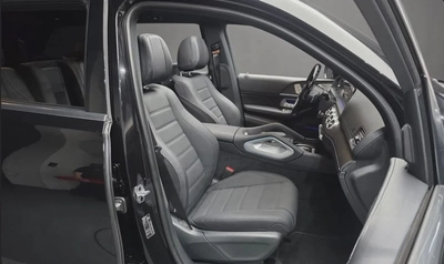 Mercedes Benz GLS580 4MATIC-6