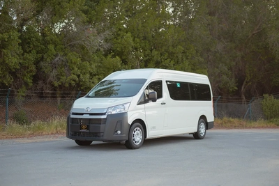 High-Roof 13-Seater Passenger Van | Automatic | GCC Specs | Ref#T28025-0
