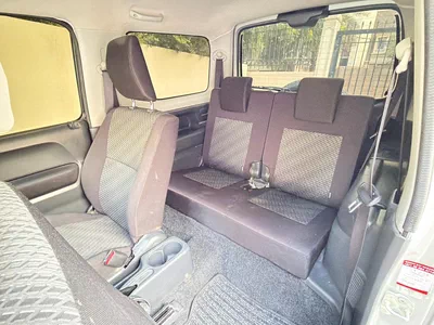 Single Owner, GCC Specs 2018 SUZUKI JIMNY GLX 2Door, 1.3Litre V4 4WD, Partially Agency Maintained.-16
