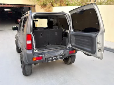 Single Owner, GCC Specs 2018 SUZUKI JIMNY GLX 2Door, 1.3Litre V4 4WD, Partially Agency Maintained.-4