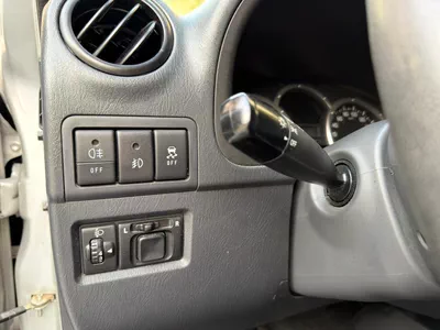 Single Owner, GCC Specs 2018 SUZUKI JIMNY GLX 2Door, 1.3Litre V4 4WD, Partially Agency Maintained.-2