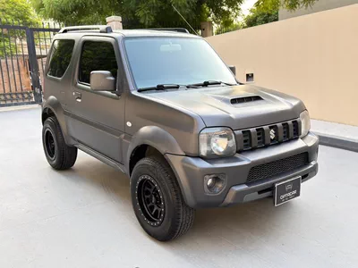 Single Owner, GCC Specs 2018 SUZUKI JIMNY GLX 2Door, 1.3Litre V4 4WD, Partially Agency Maintained.-15