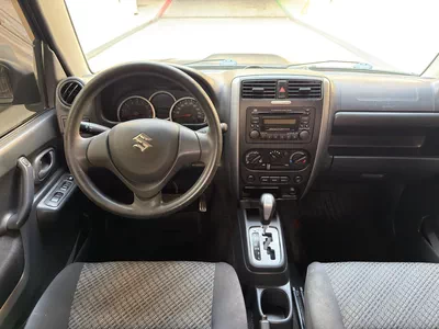 Single Owner, GCC Specs 2018 SUZUKI JIMNY GLX 2Door, 1.3Litre V4 4WD, Partially Agency Maintained.-6