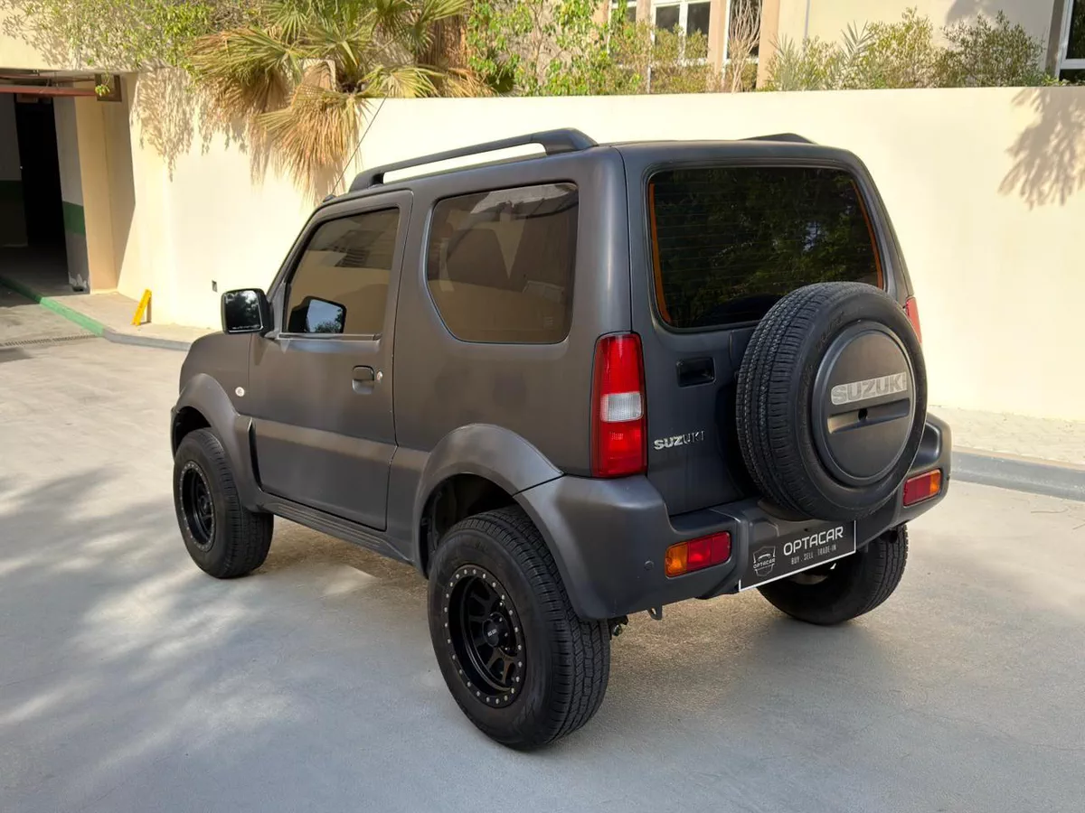 Single Owner, GCC Specs 2018 SUZUKI JIMNY GLX 2Door, 1.3Litre V4 4WD, Partially Agency Maintained.-13-13