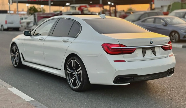 BMW 750I 2016 88000KM - Brown Interior - Japan Import - Clean Title
