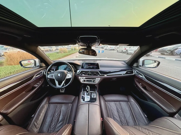BMW 750I 2016 88000KM - Brown Interior - Japan Import - Clean Title