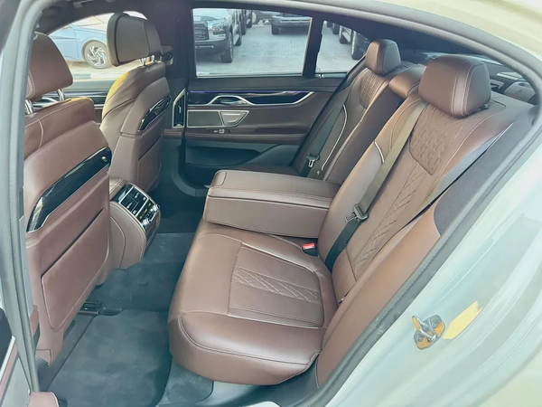 BMW 750I 2016 88000KM - Brown Interior - Japan Import - Clean Title