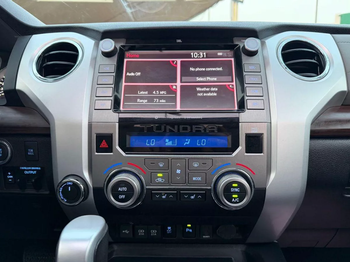For sale Toyota Tundra II Facelift, 5.7 l, 2020 in UAE, Sharjah-16-16