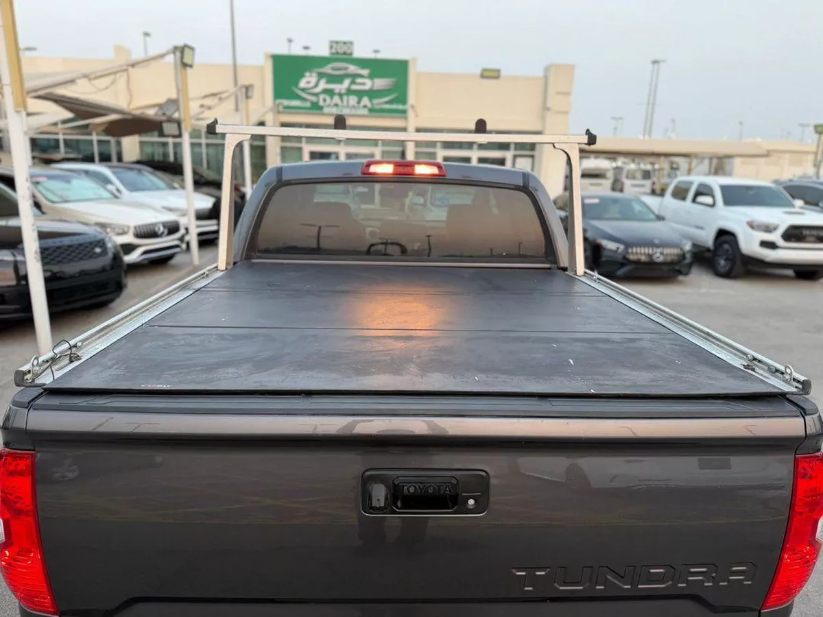 For sale Toyota Tundra II Facelift, 5.7 l, 2020 in UAE, Sharjah-14-14