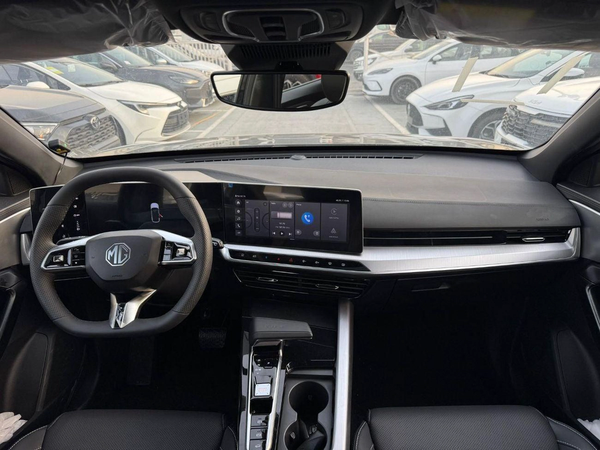 MG One Deluxe 1.5L Petrol FWD-5-0