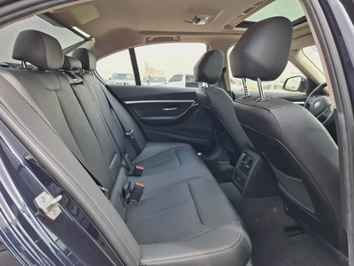 BMW 340i 2016 - Japanese Specs - GCC Resale-14