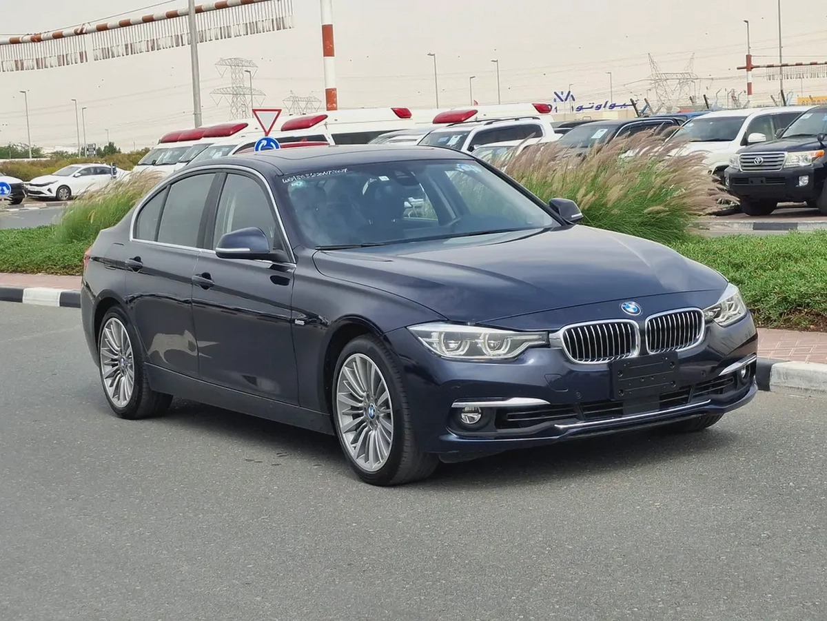 BMW 340i 2016 - Japanese Specs - GCC Resale-5-5