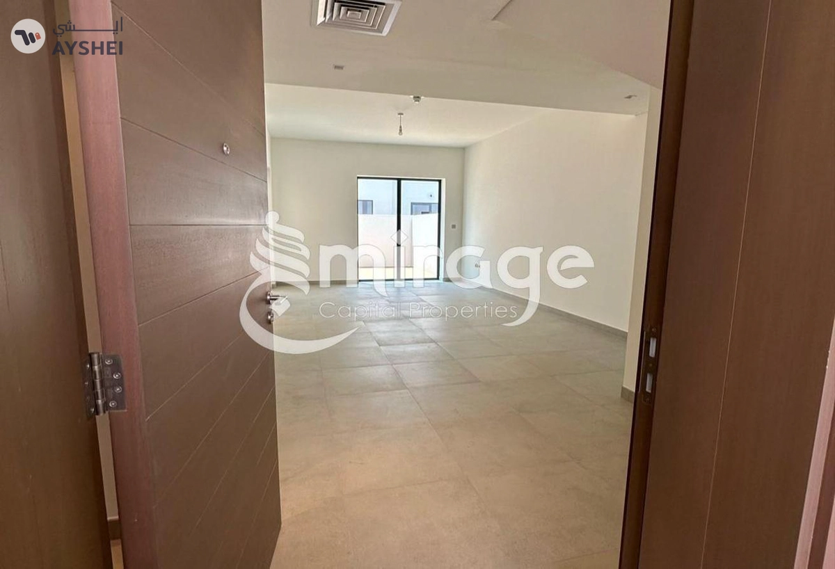 TOWNHOUSE FOR SALE IN NOYA 1, NOYA