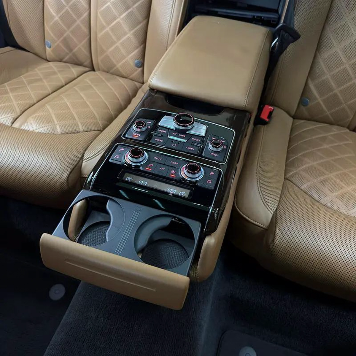 2016 Audi A8L quattro GCC Specs-9-9