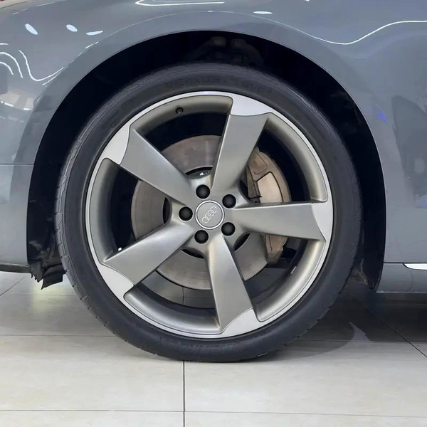 2016 Audi A8L quattro GCC Specs