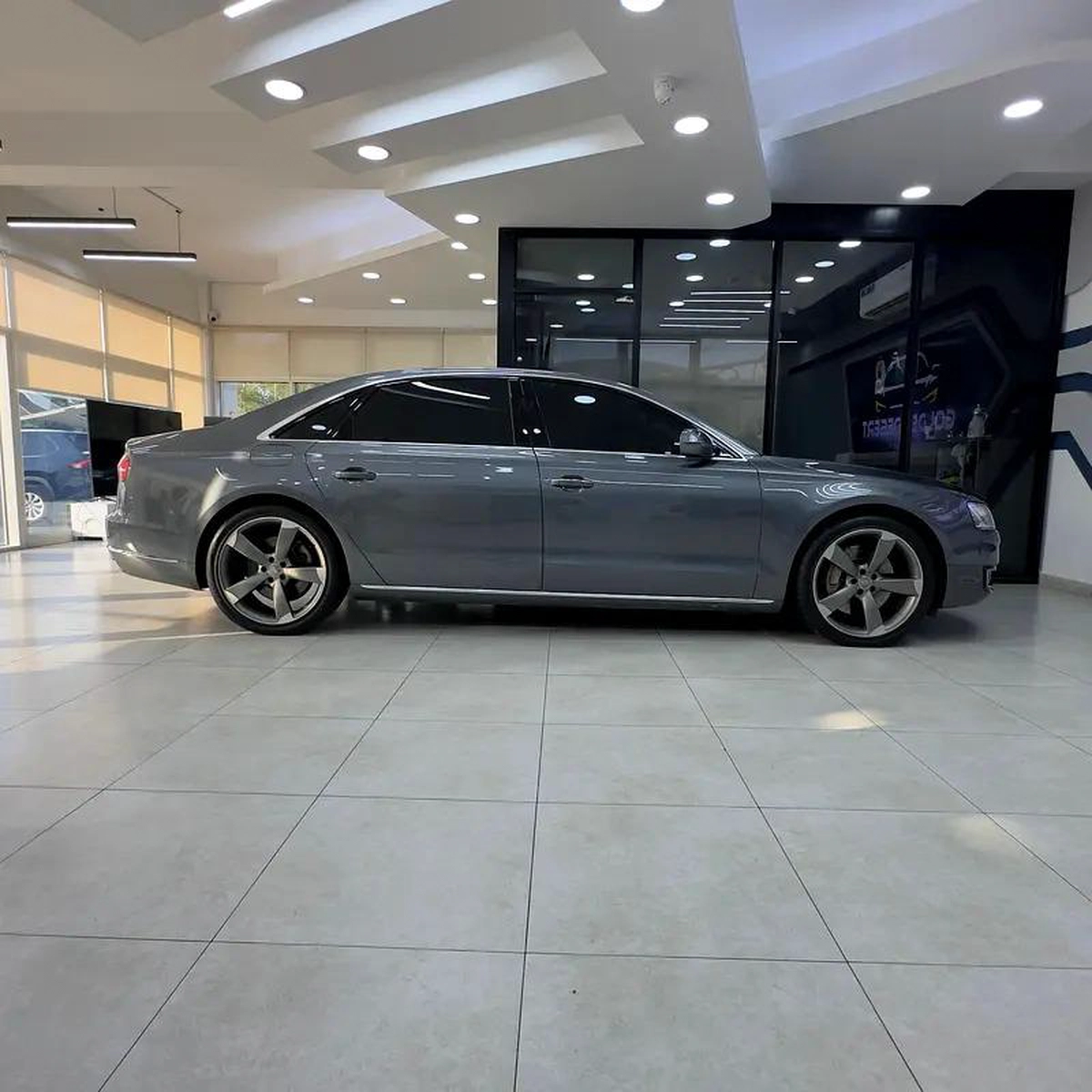 2016 Audi A8L quattro GCC Specs-6-6